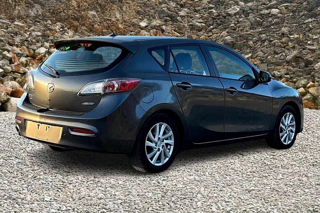 Used 2012 MAZDA MAZDA3 i Grand Touring image 2