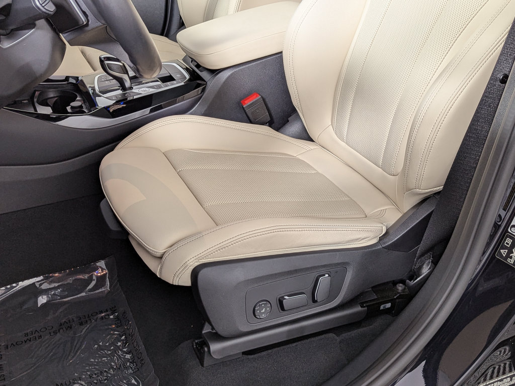 Certified 2024 BMW X3 xDrive30i w/ Premium Package AWD/4WD image 19