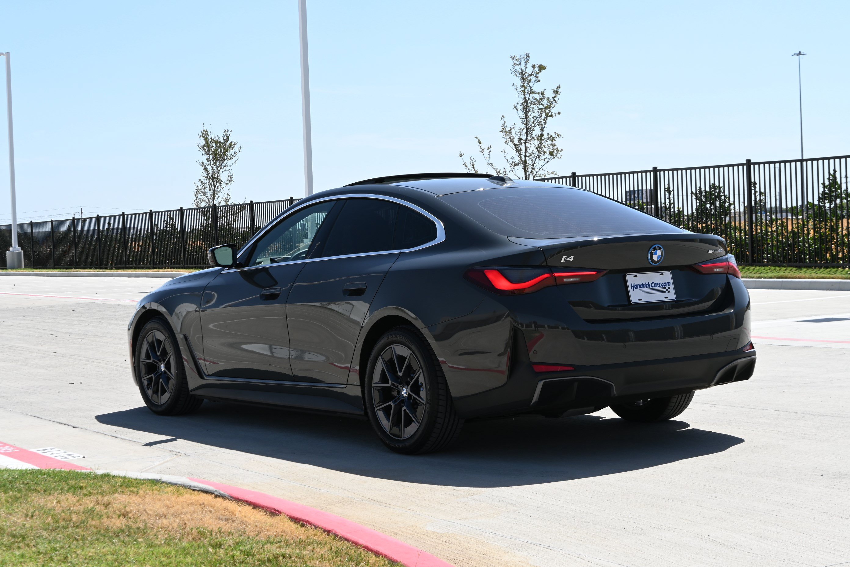 Certified 2025 BMW i4 eDrive40 w/ Premium Package RWD image 7
