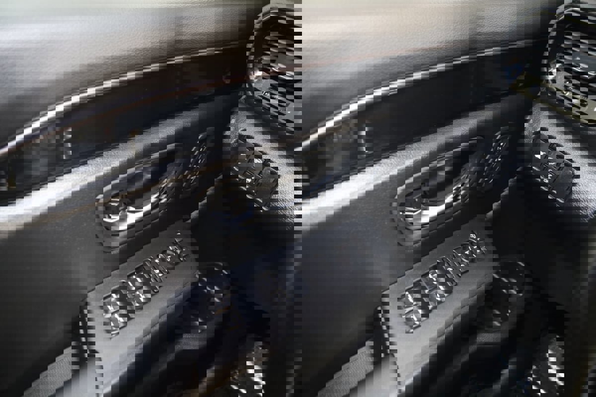 Used 2023 Honda Pilot TrailSport image 40