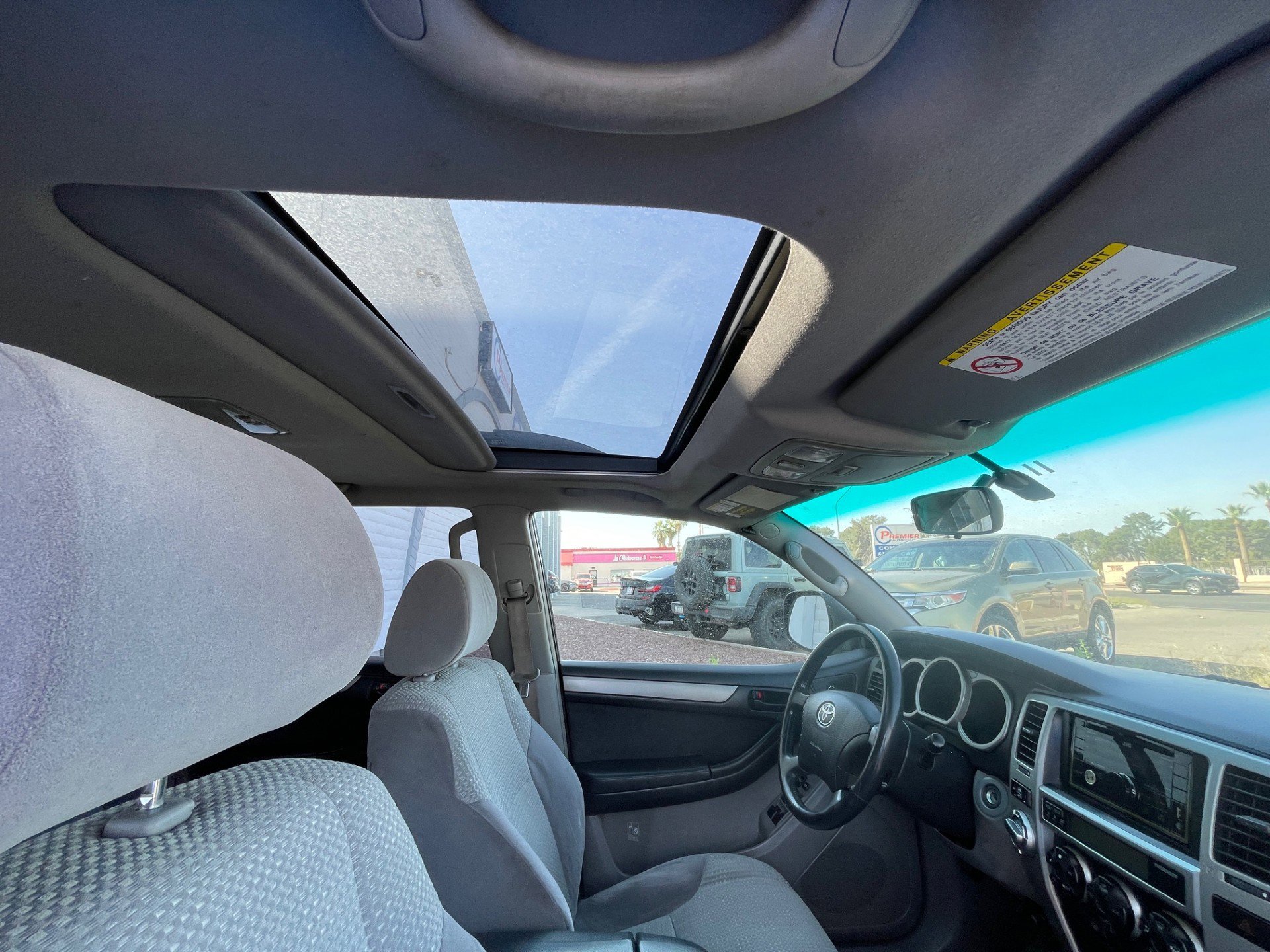 Used 2004 Toyota 4Runner SR5 AWD/4WD image 24