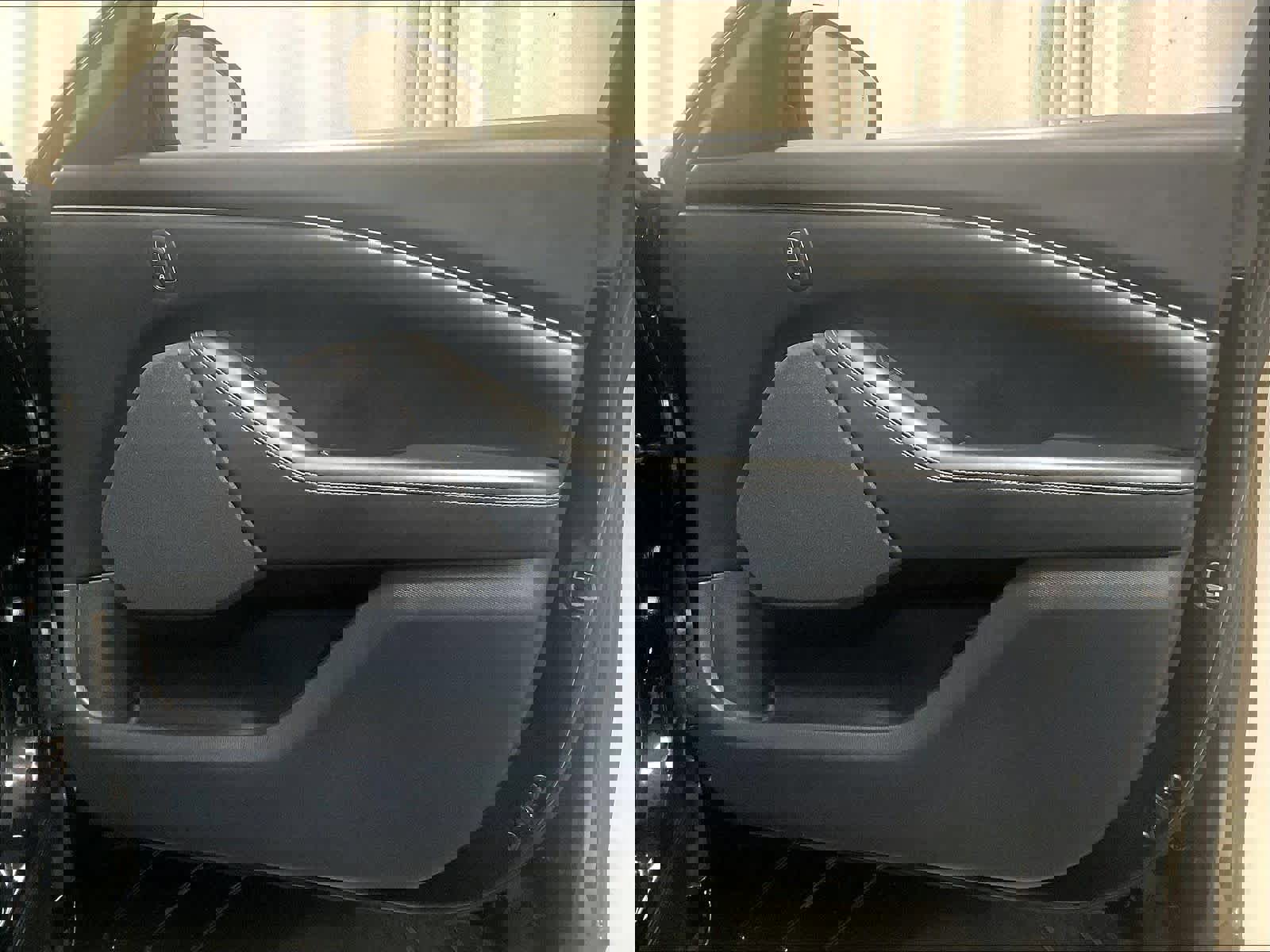 Used 2021 Ford Mustang Mach-E Select w/ Comfort/Technology Package image 12