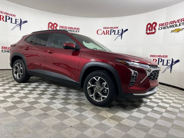 New 2025 Chevrolet Trax LT w/ Driver Confidence Package