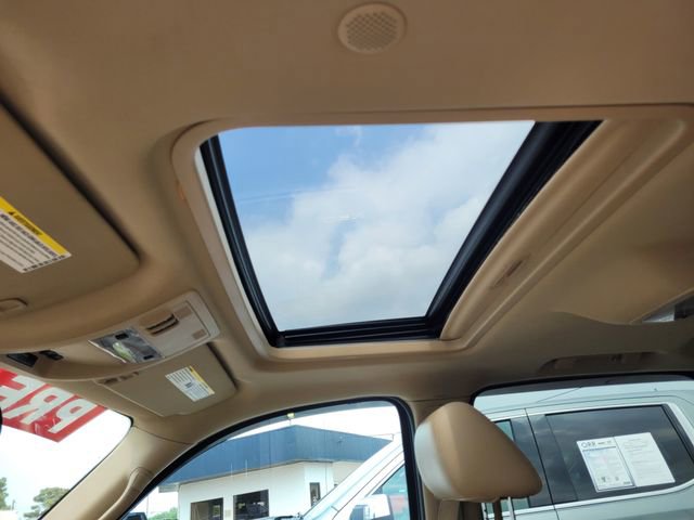 Used 2012 Chevrolet Avalanche LTZ RWD image 26