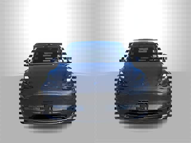 Used 2022 Tesla Model Y Long Range image 3