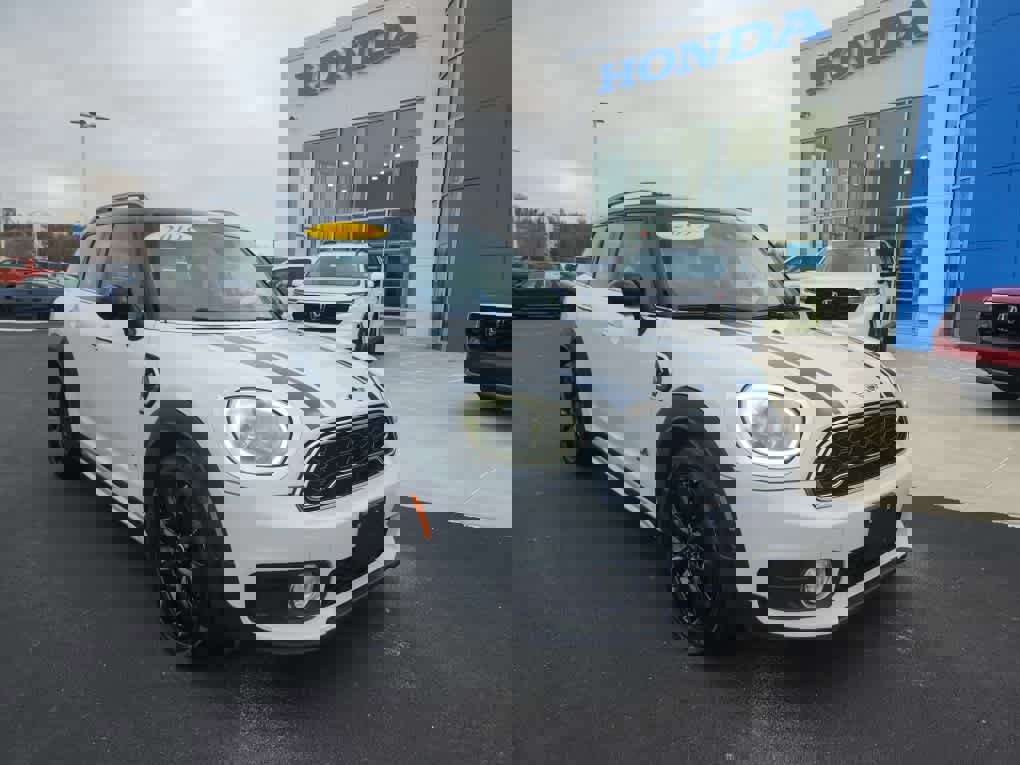 Used 2019 MINI Cooper Countryman S w/ Premium Package image 8