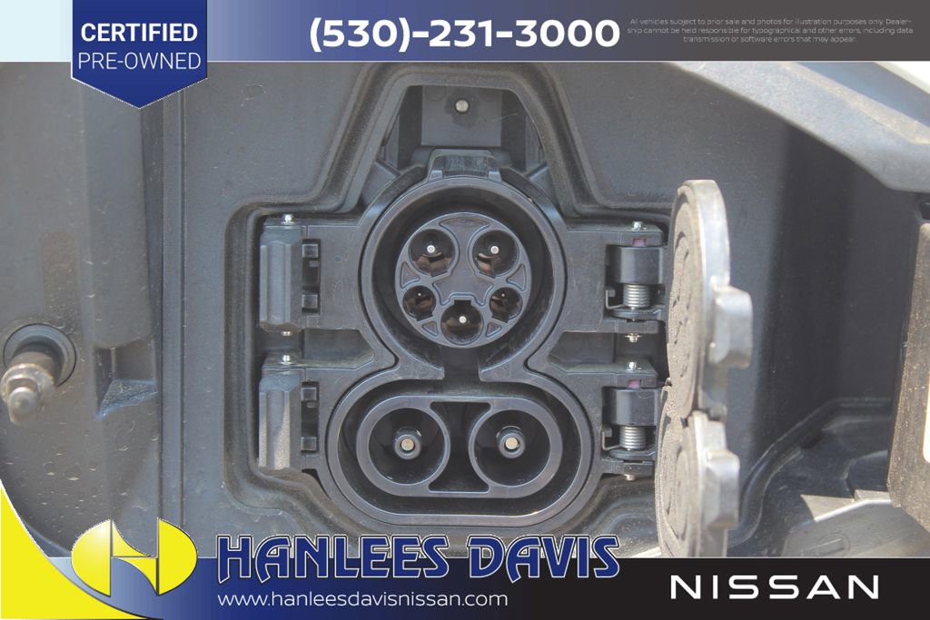 Certified 2025 Nissan Ariya FWD image 10