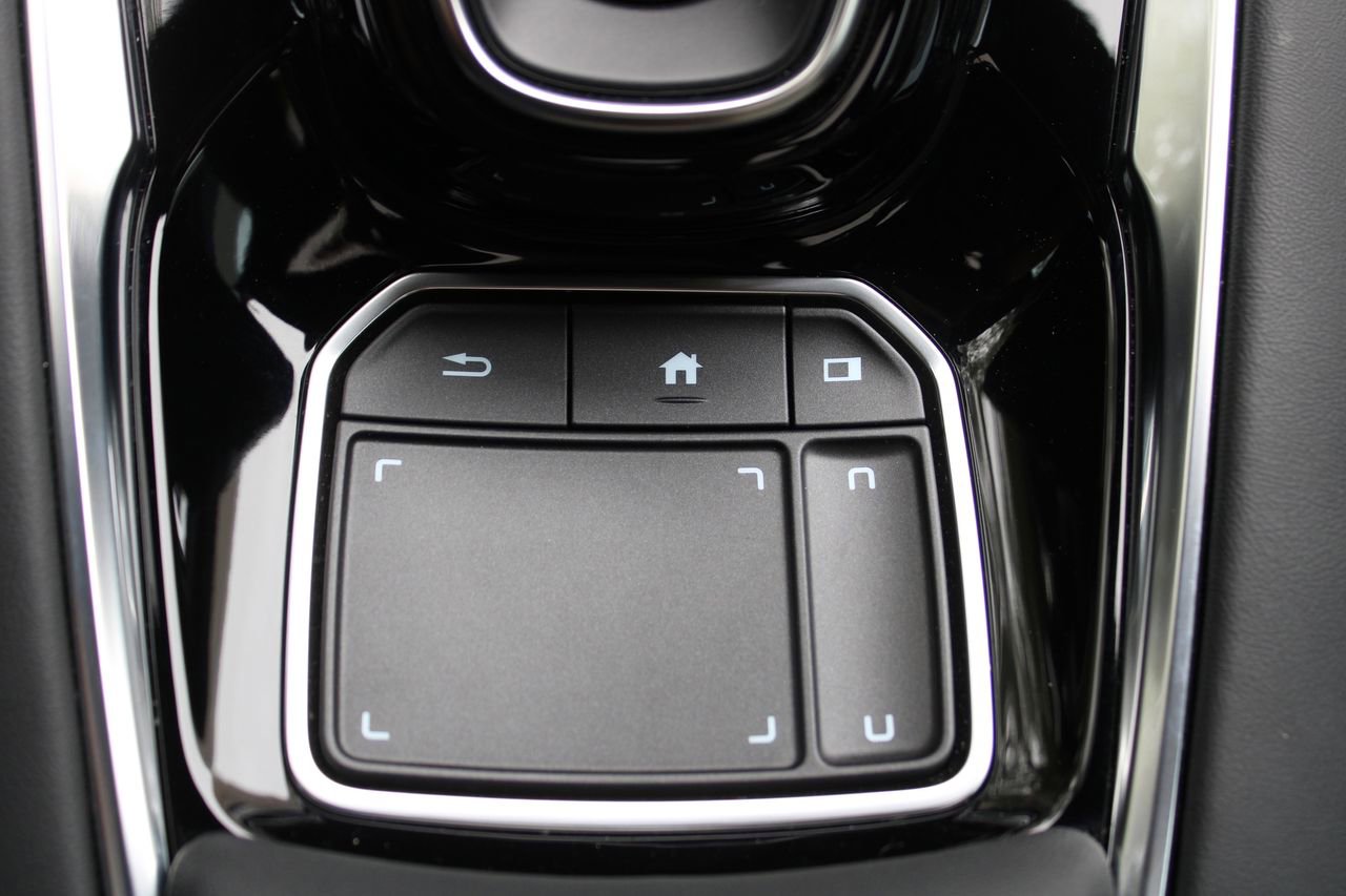 Used 2025 Acura RDX SH-AWD image 23