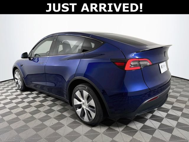 Used 2023 Tesla Model Y AWD image 5