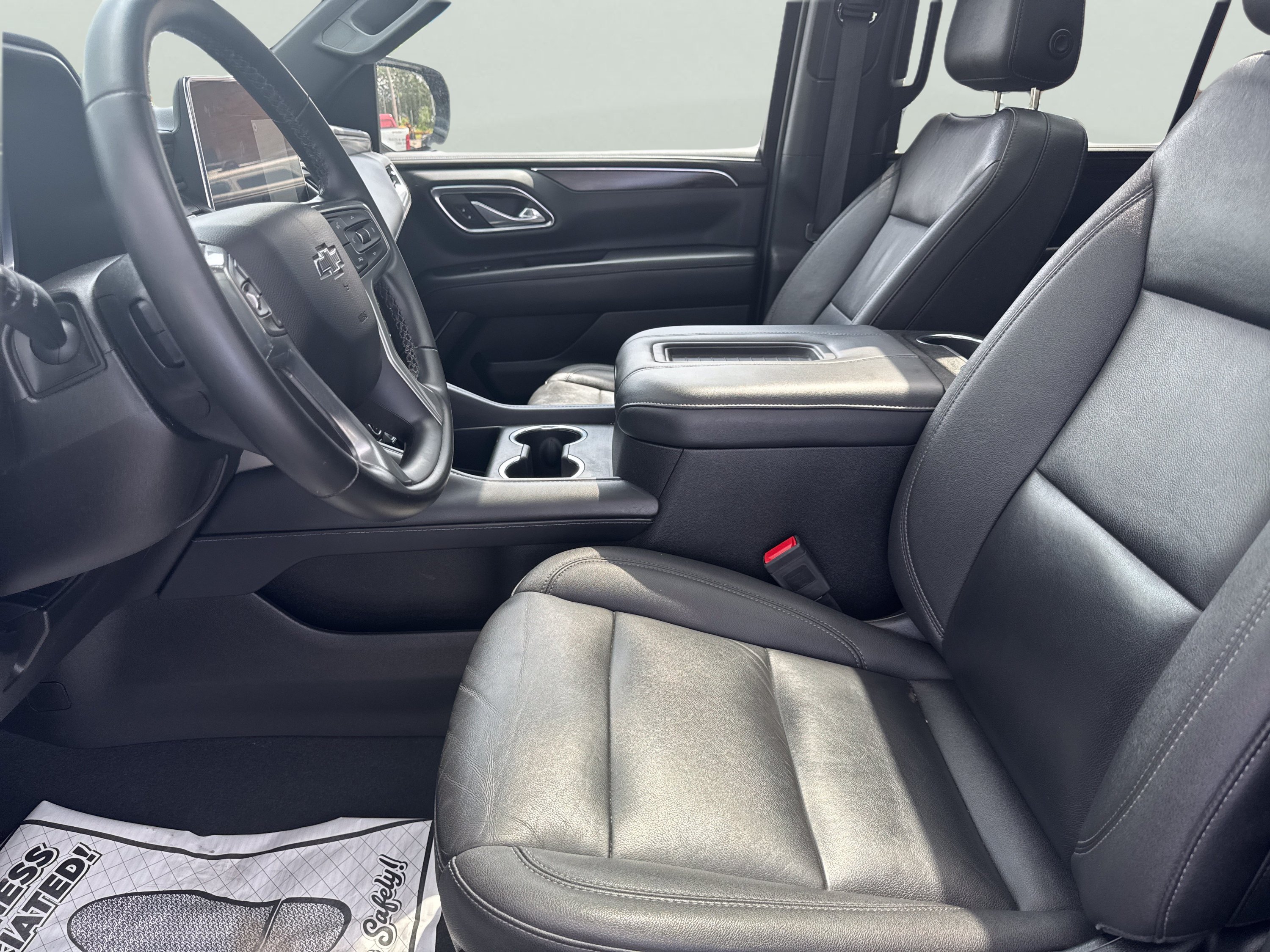 Used 2023 Chevrolet Tahoe Z71 AWD/4WD image 13