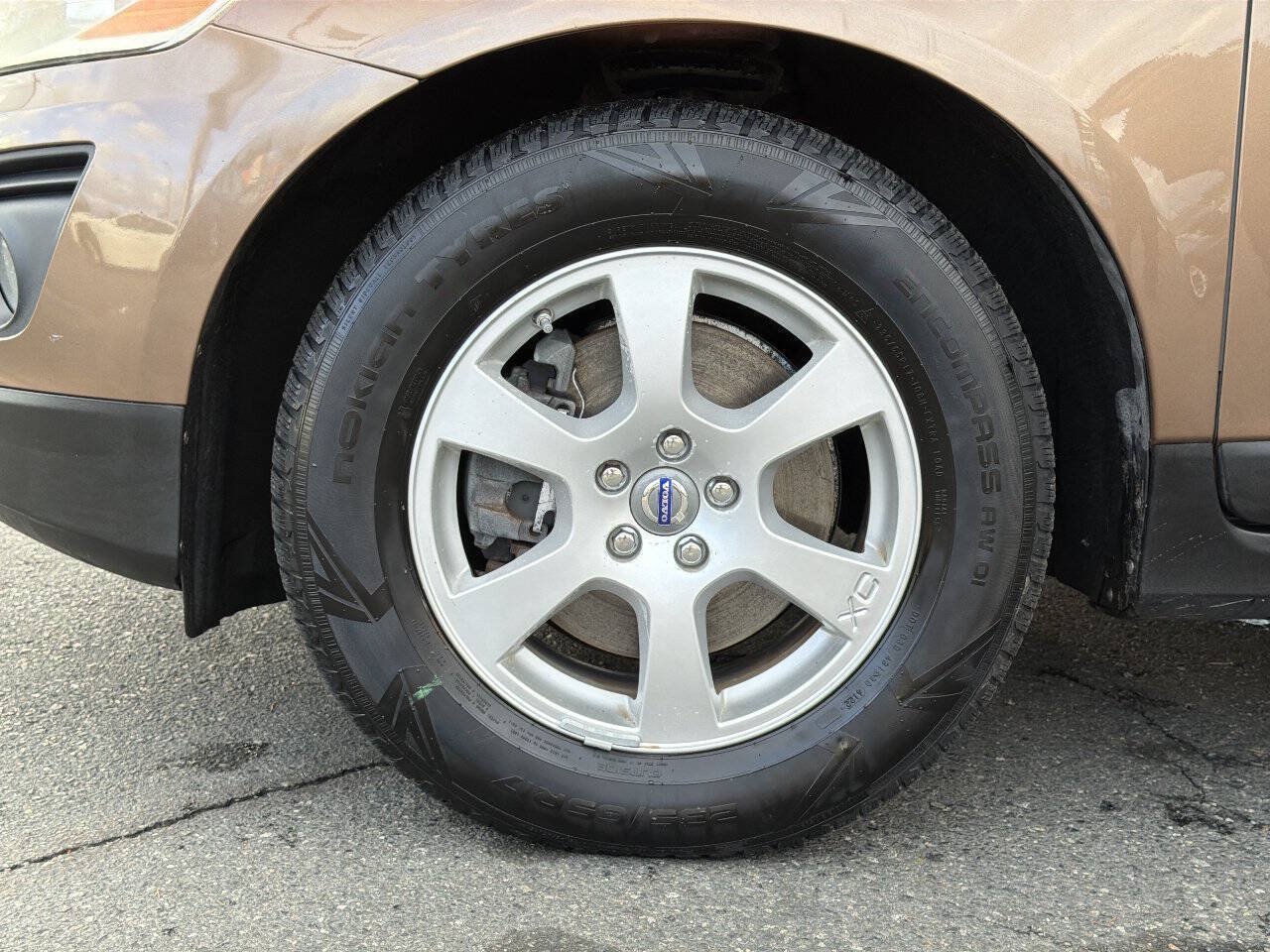 Used 2010 Volvo XC60 3.2 AWD/4WD image 2