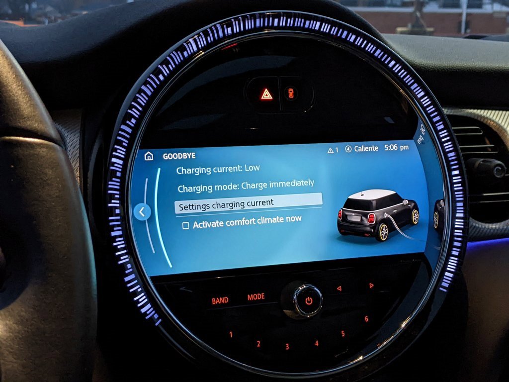 Used 2023 MINI Cooper SE image 17