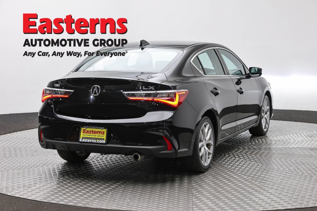 Used 2019 Acura ILX FWD image 4
