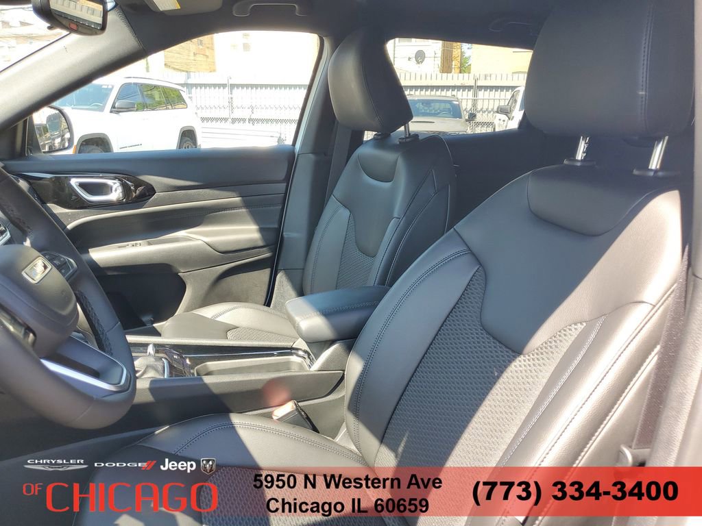 New 2026 Jeep Compass Latitude AWD/4WD image 16