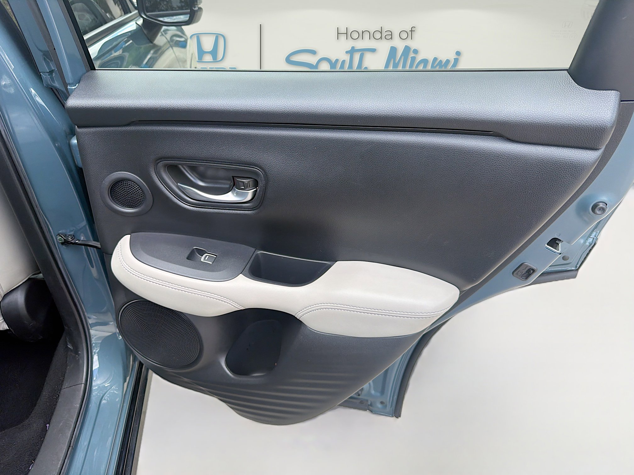 Certified 2024 Honda HR-V EX-L image 30
