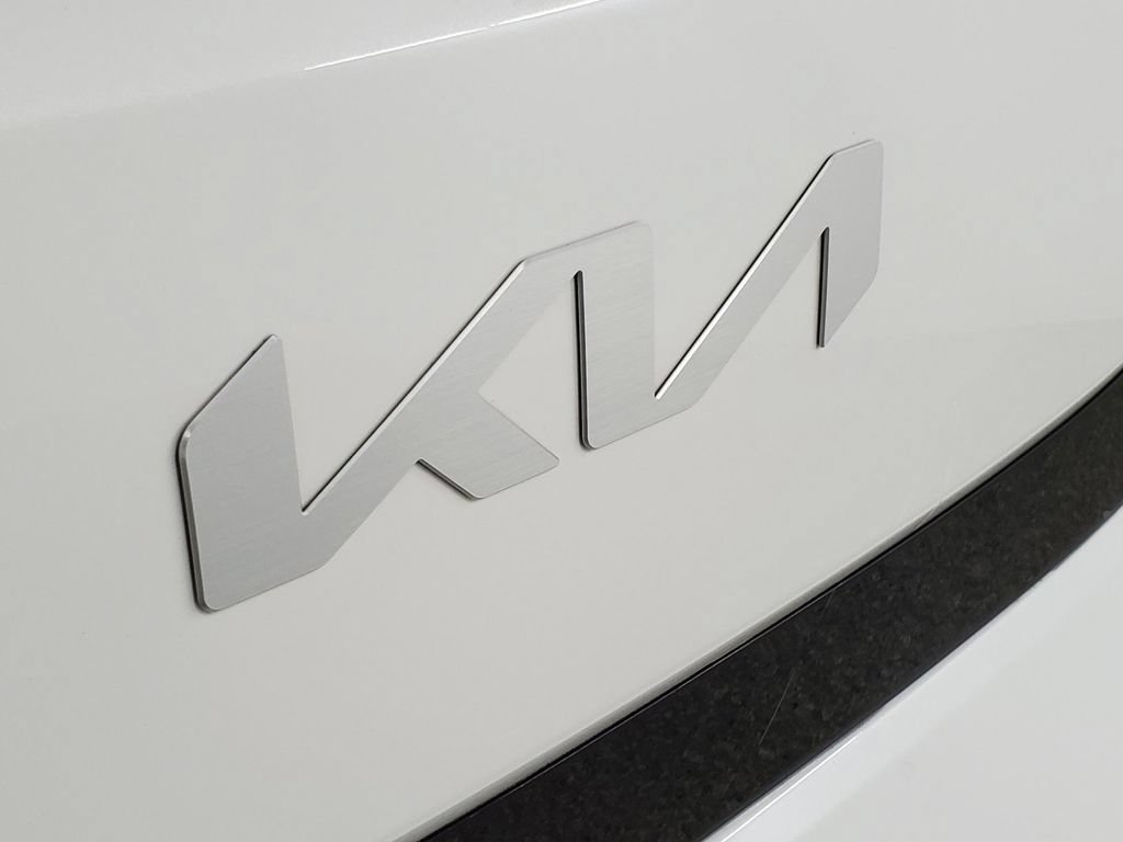 Used 2024 Kia Soul LX w/ Option Group 015 FWD image 25
