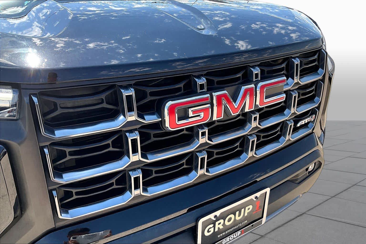 Used 2023 GMC Canyon AT4 w/ Canyon Safety Plus Package AWD/4WD image 29
