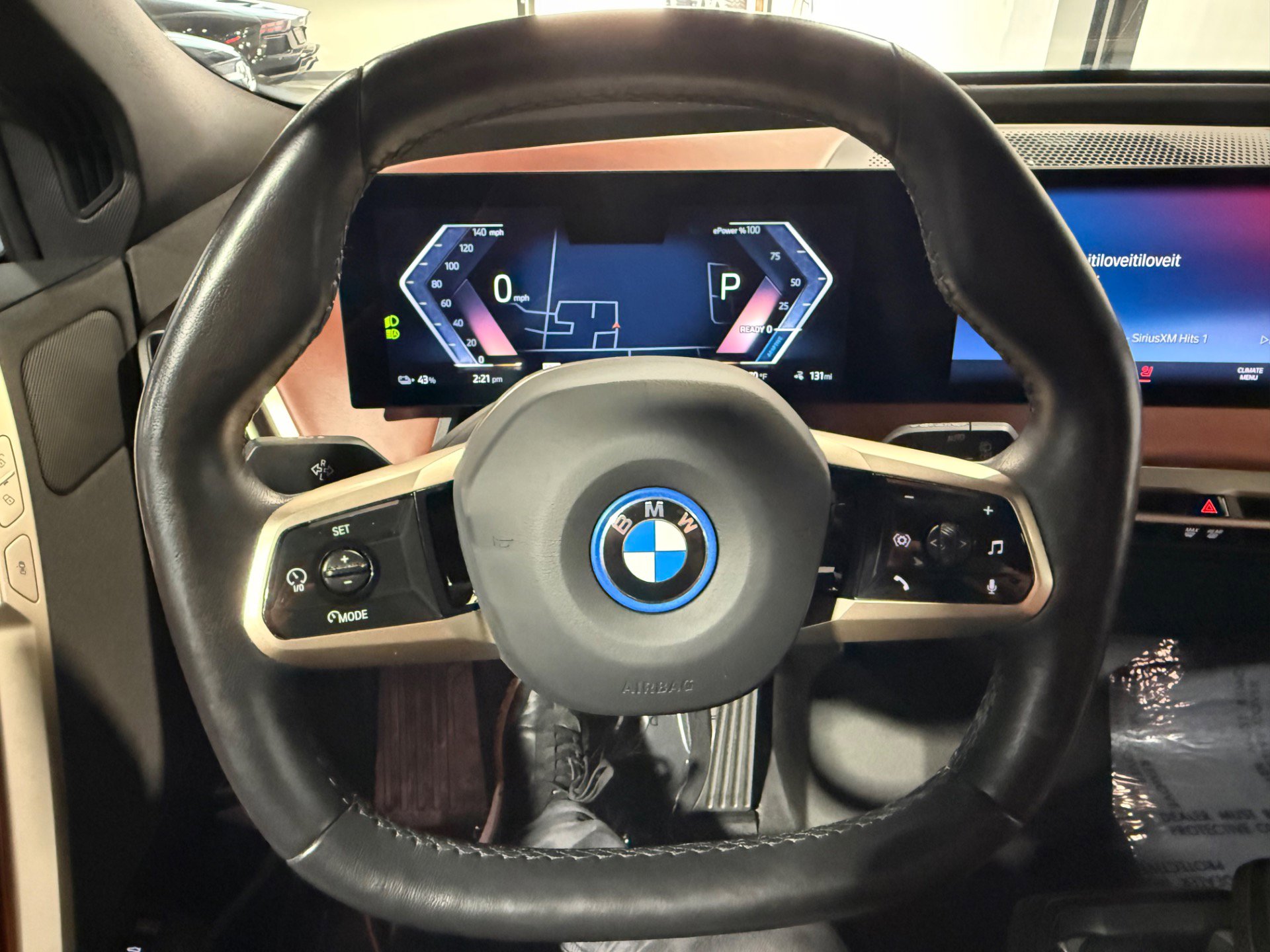 Used 2023 BMW iX xDrive50 w/ Sport Package AWD/4WD image 26