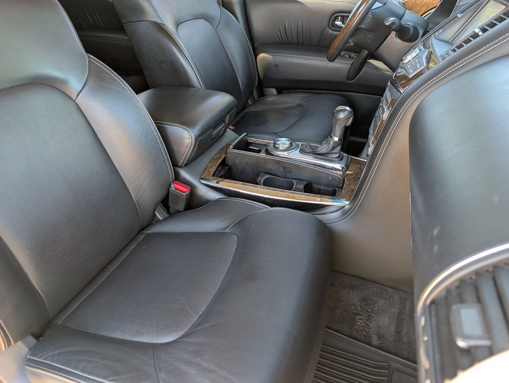 Used 2017 INFINITI QX80 4WD w/ Driver Assistance Package image 24