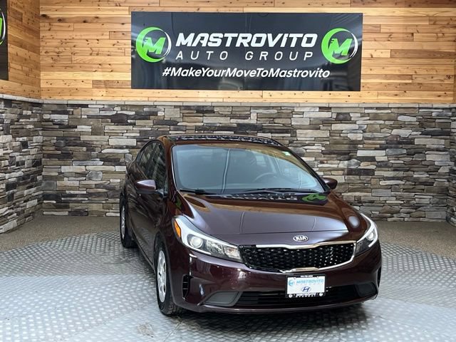 Used 2017 Kia Forte LX FWD image 2