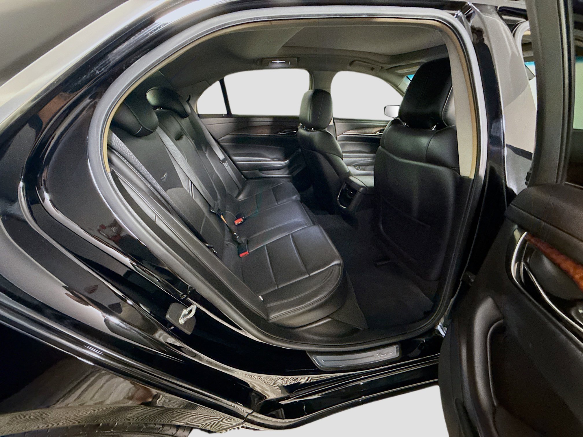 Used 2016 Cadillac CTS Luxury w/ Black Chrome Package RWD image 27