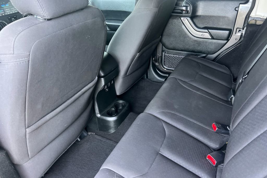 Used 2018 Jeep Wrangler Unlimited Sport S image 14