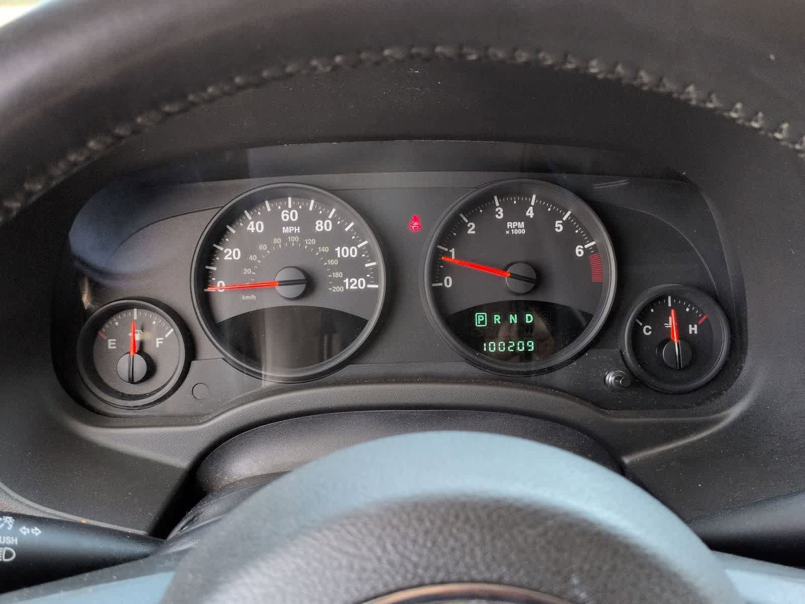Used 2013 Jeep Compass Latitude AWD/4WD image 23
