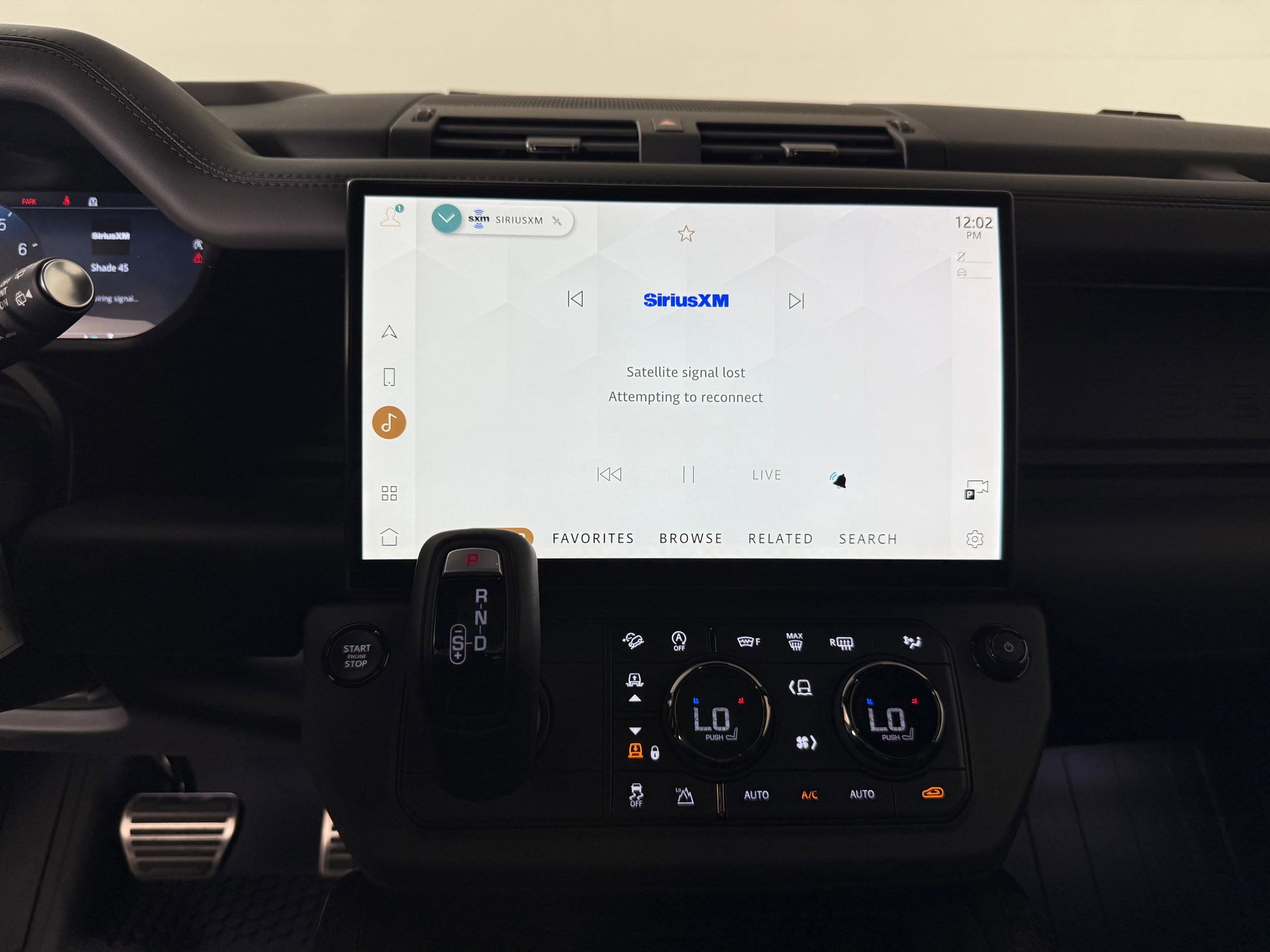 New 2026 Land Rover Defender 110 OCTA AWD/4WD image 23