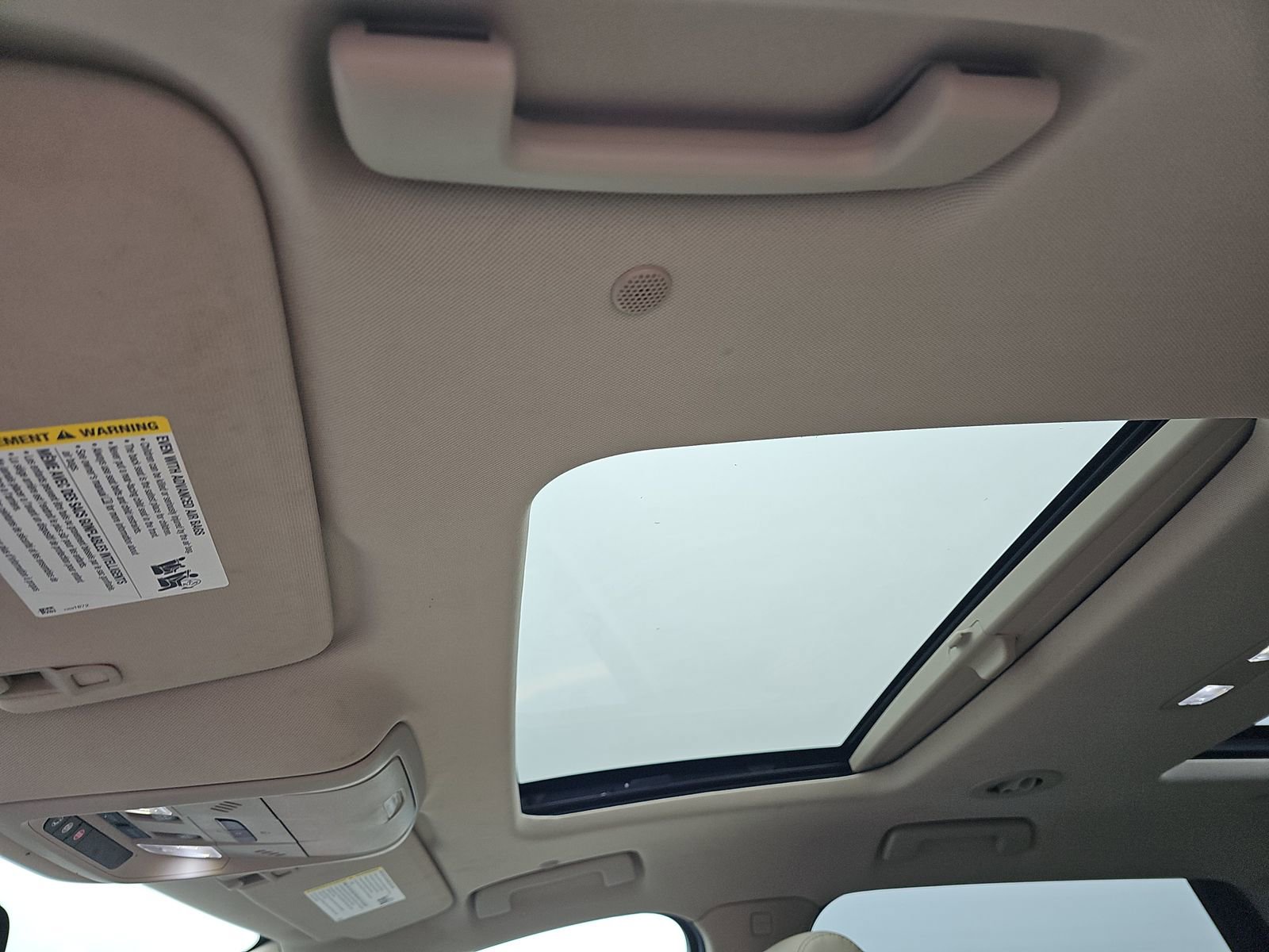 Used 2019 Buick Enclave Essence image 16