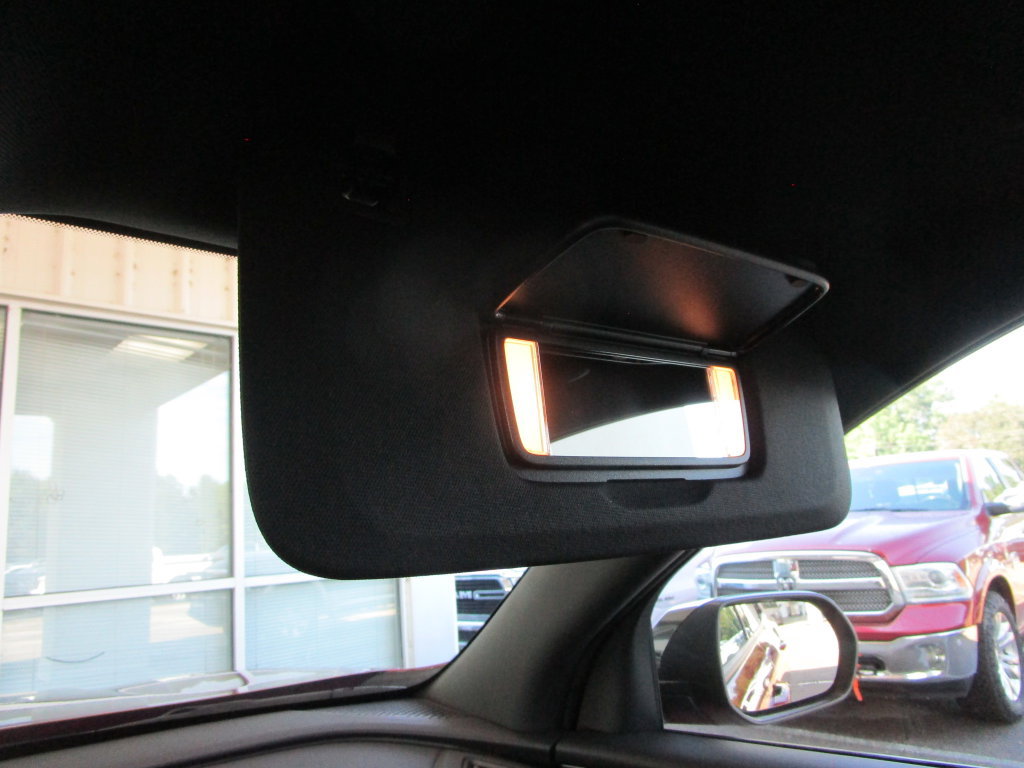 New 2027 Chevrolet Traverse LT w/ Sun and Wheel Package FWD image 39