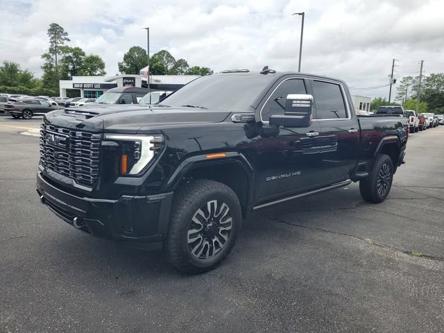 Used 2026 GMC Sierra 3500 Denali Ultimate AWD/4WD image 2