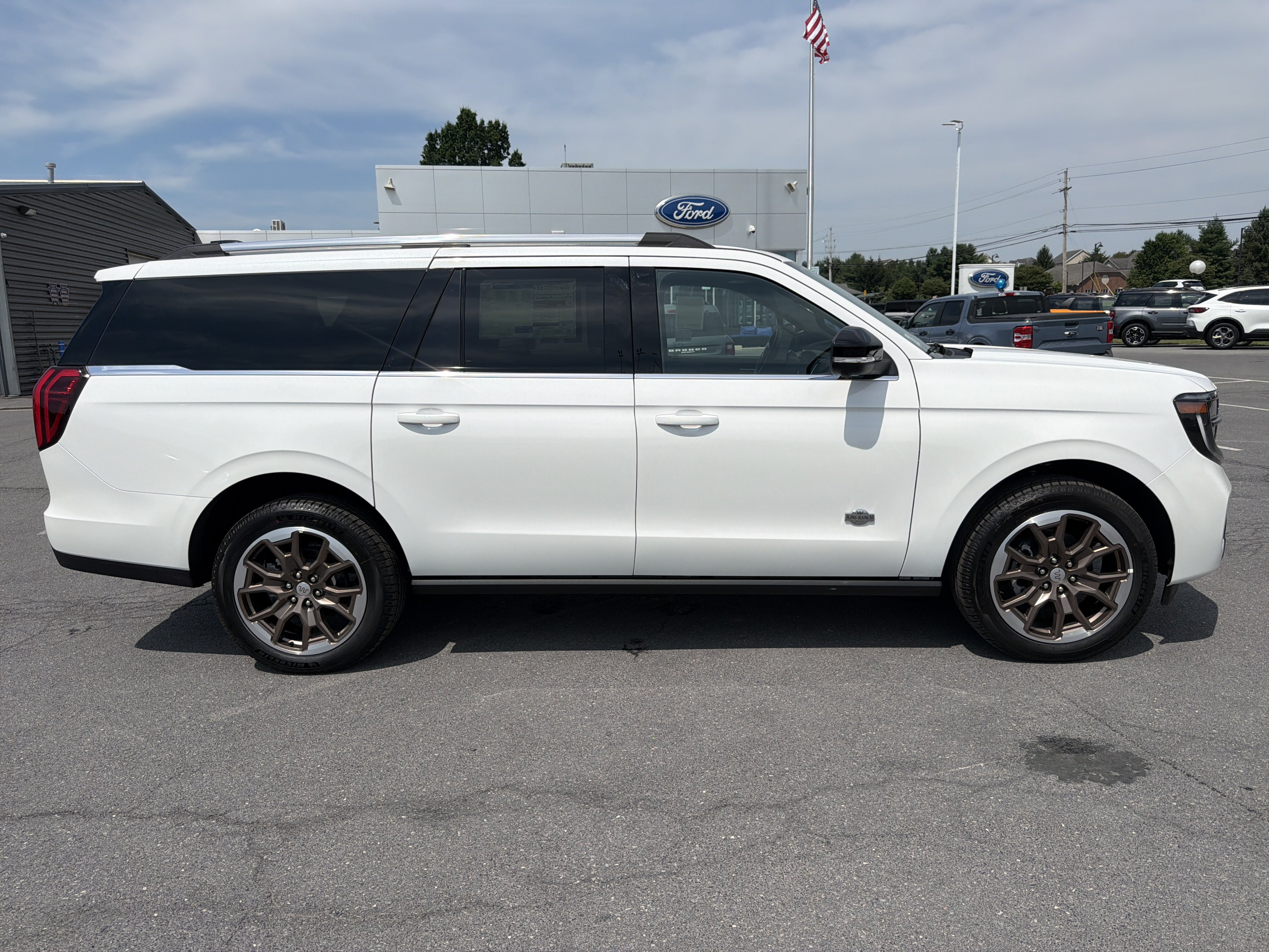 New 2026 Ford Expedition Max King Ranch AWD/4WD image 2