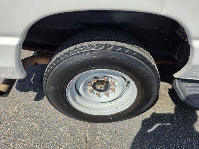 Used 2011 Ford E-350 and Econoline 350 XL w/ PWR Windows & Locks Group RWD image 38