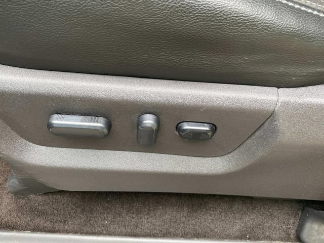 Used 2015 Ford F250 Lariat w/ Lariat Interior Package AWD/4WD image 15