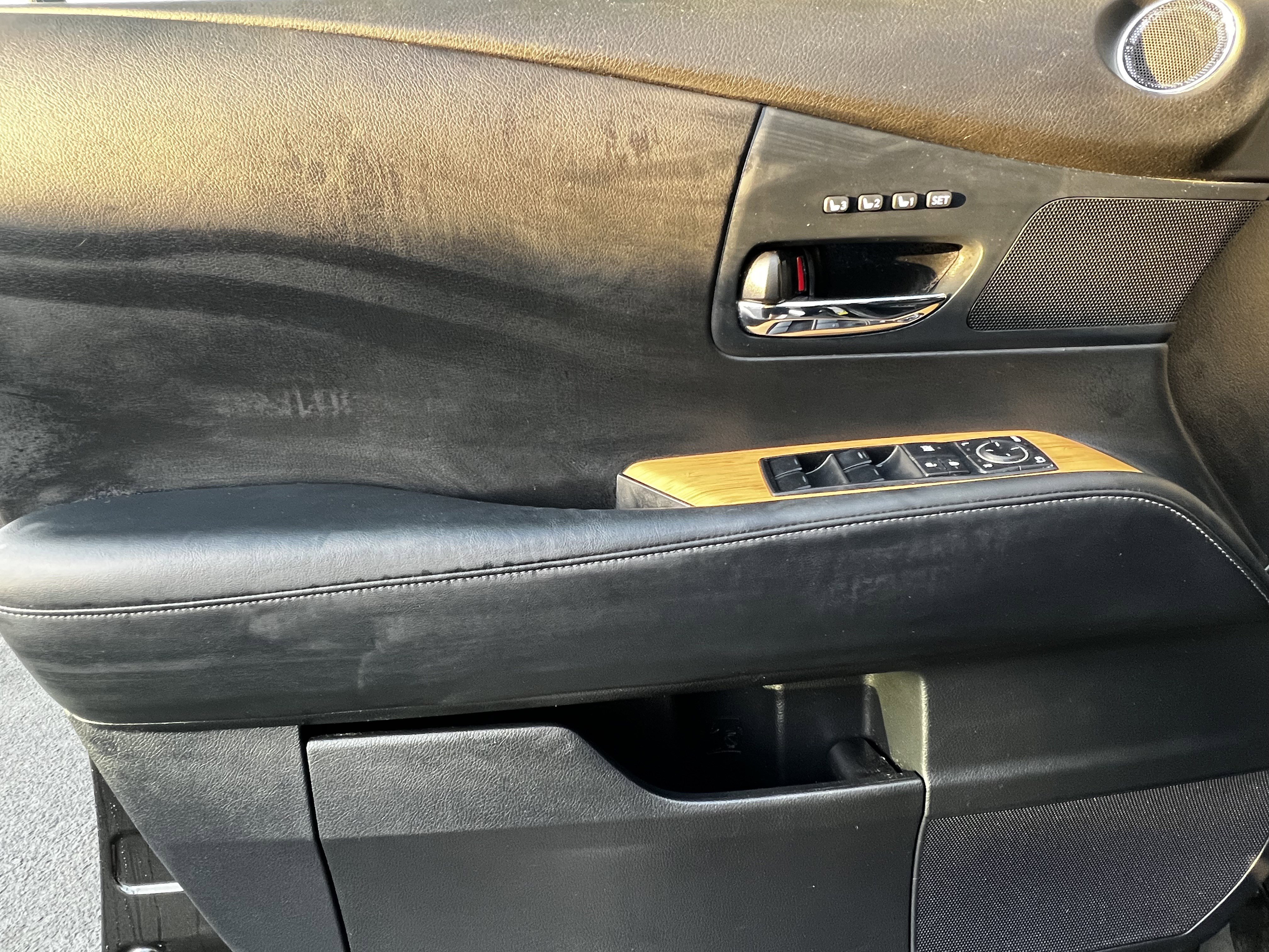 Used 2015 Lexus RX 450h AWD image 13