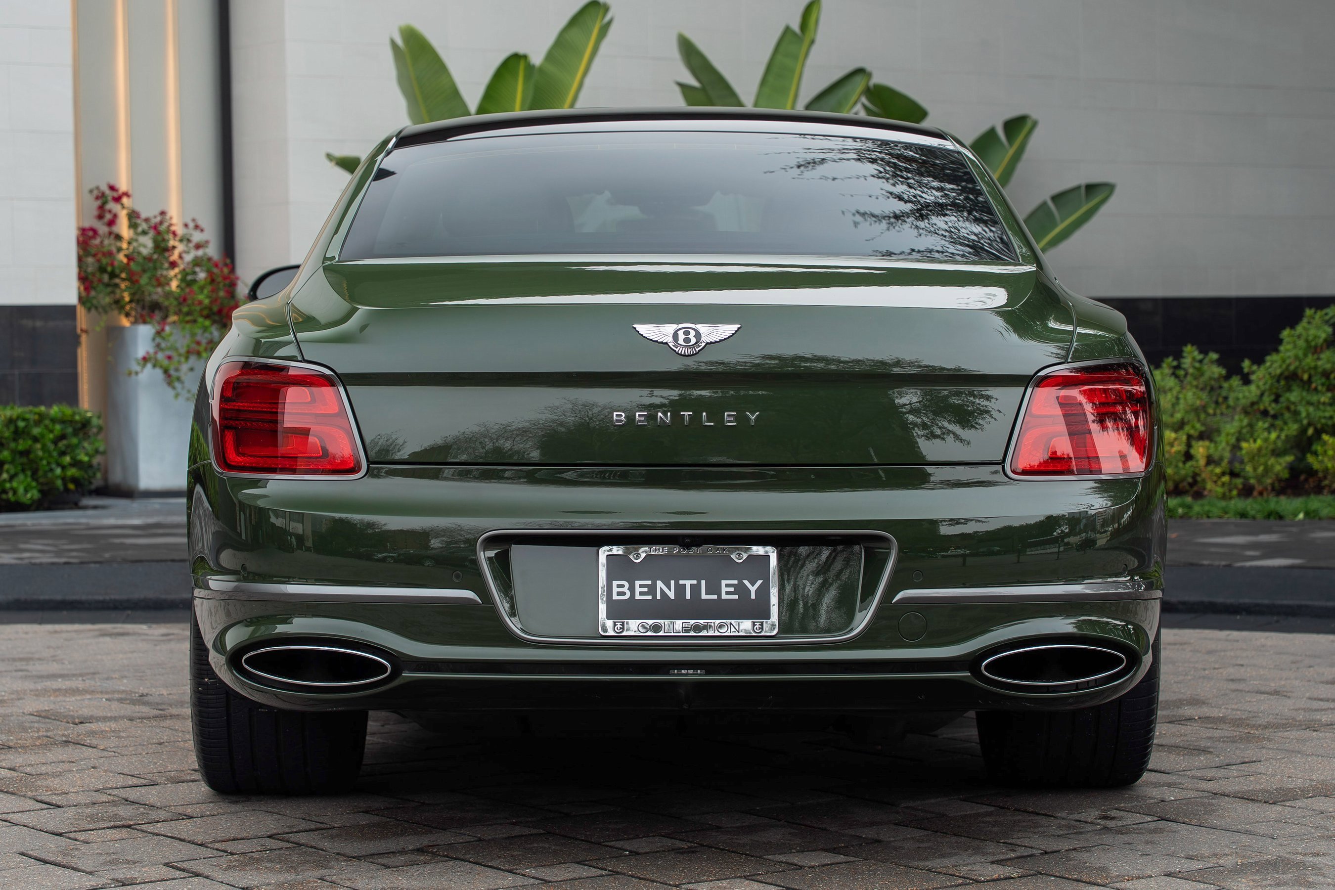 Used 2024 Bentley Flying Spur W12 image 46