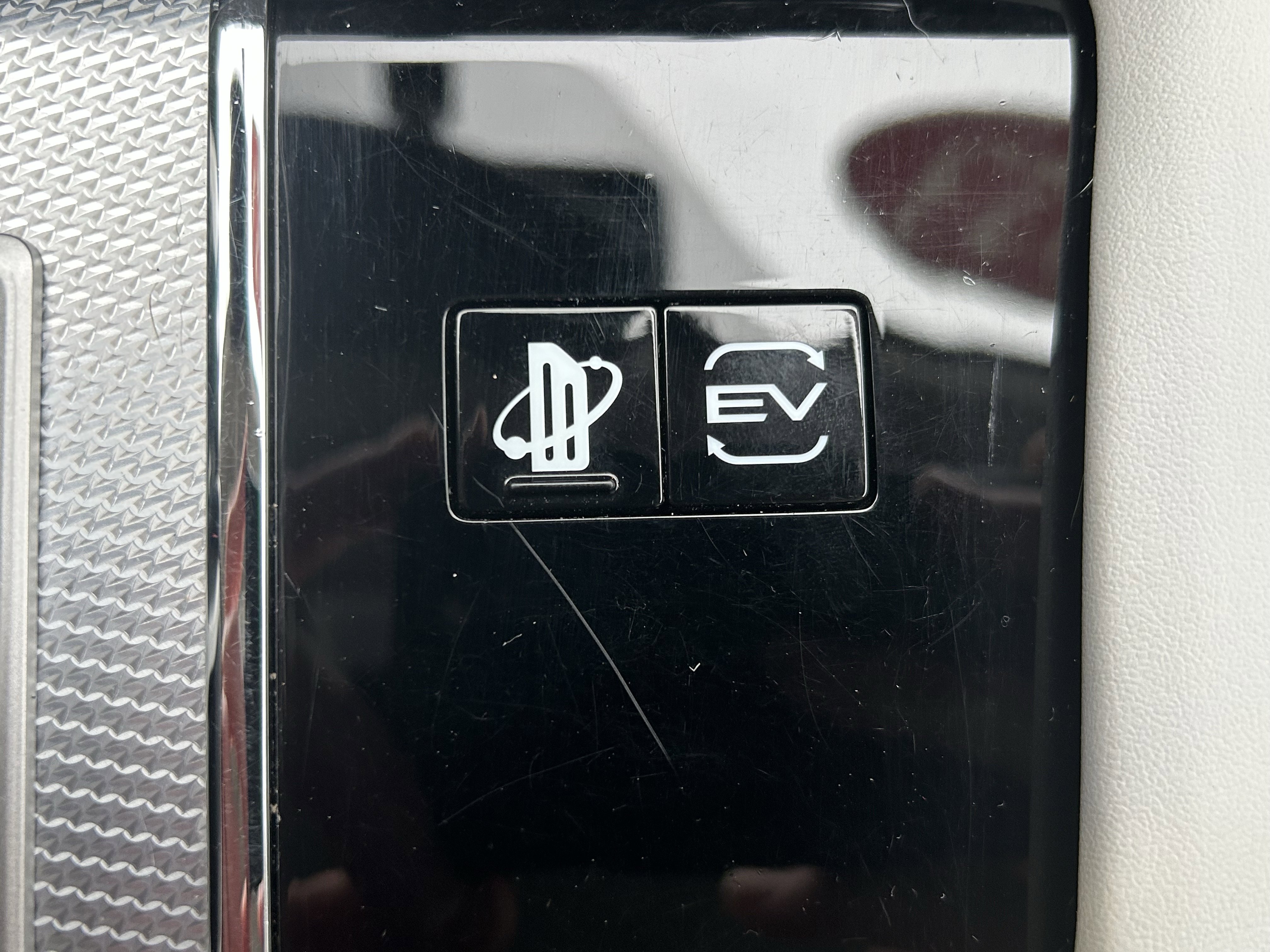 Used 2023 Mitsubishi Outlander SEL image 33