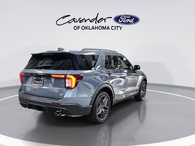Certified 2025 Ford Explorer ST AWD/4WD image 8