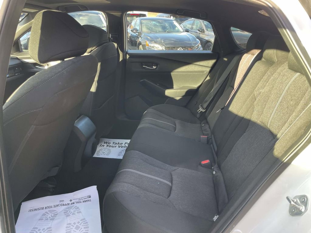 Used 2023 Honda Accord Sport image 12