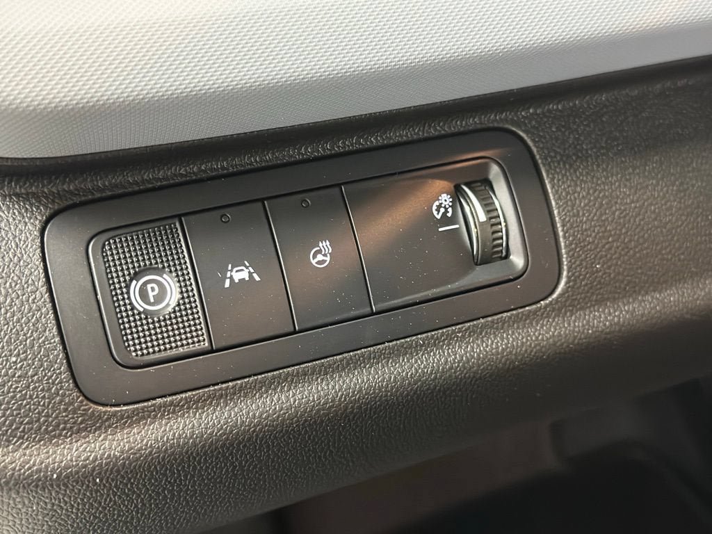 New 2027 Chevrolet Bolt RS FWD image 18