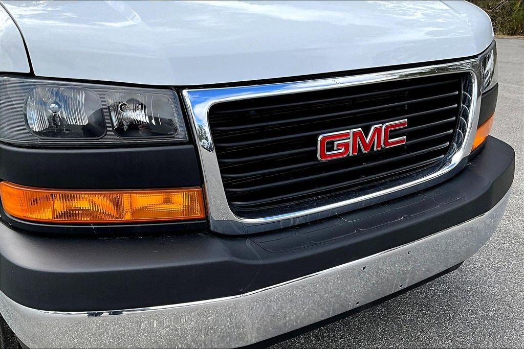 Used 2024 GMC Savana 2500 w/ Driver Convenience Package image 31