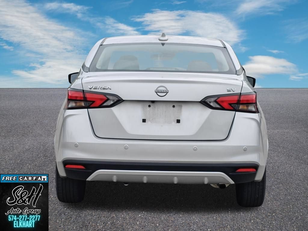 Used 2023 Nissan Versa SV FWD image 16