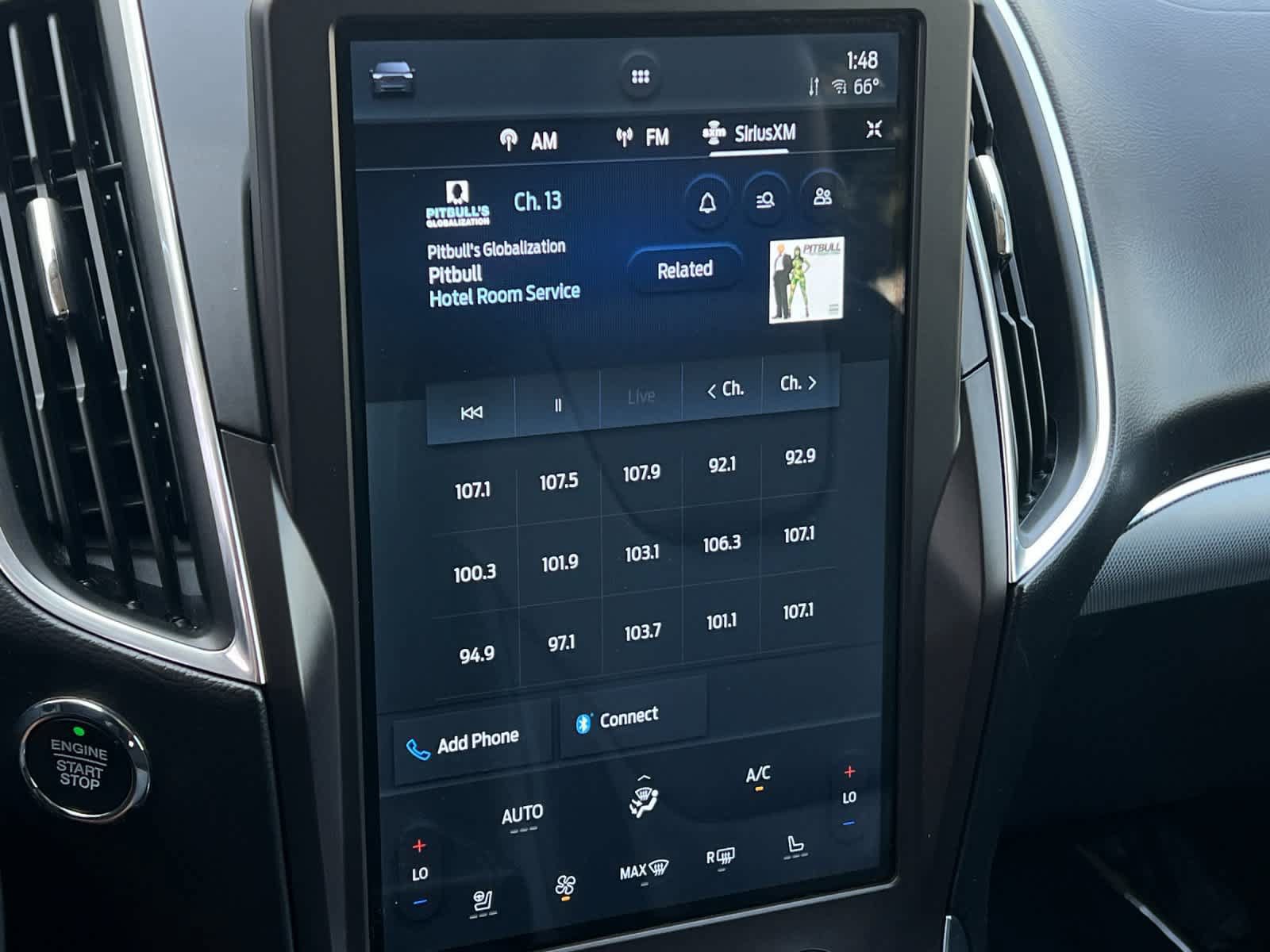 Used 2021 Ford Edge Titanium FWD image 19