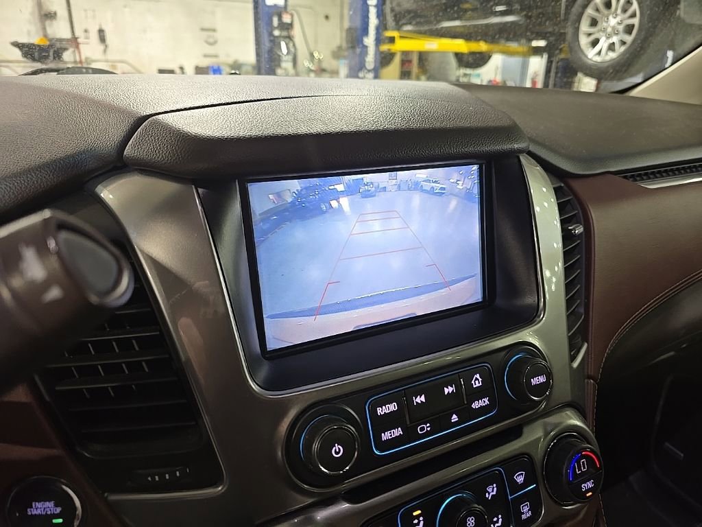 Used 2019 Chevrolet Suburban Premier AWD/4WD image 11