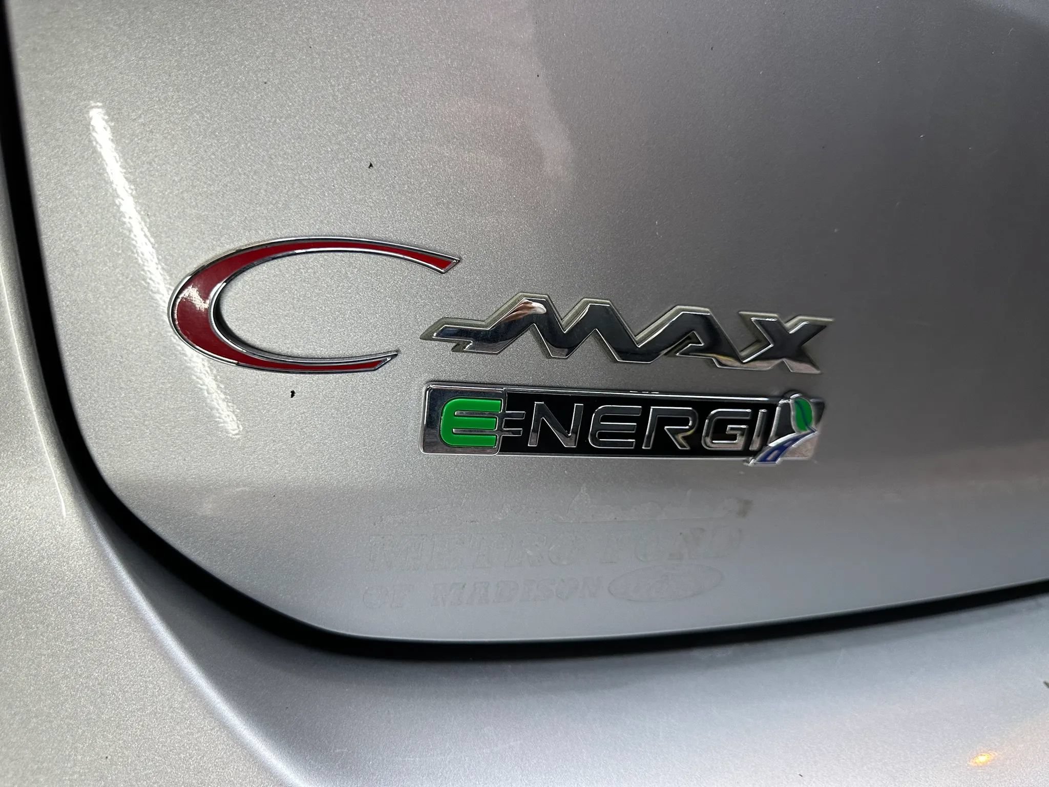 Used 2017 Ford C-MAX Energi SE w/ Equipment Group 402A FWD image 25