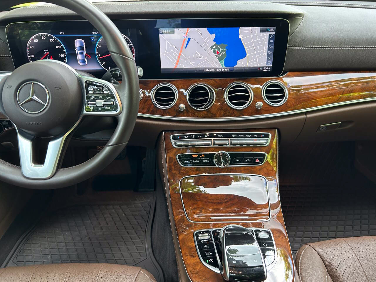 Used 2019 Mercedes-Benz E 450 4MATIC Sedan w/ Driver Assistance Package image 7