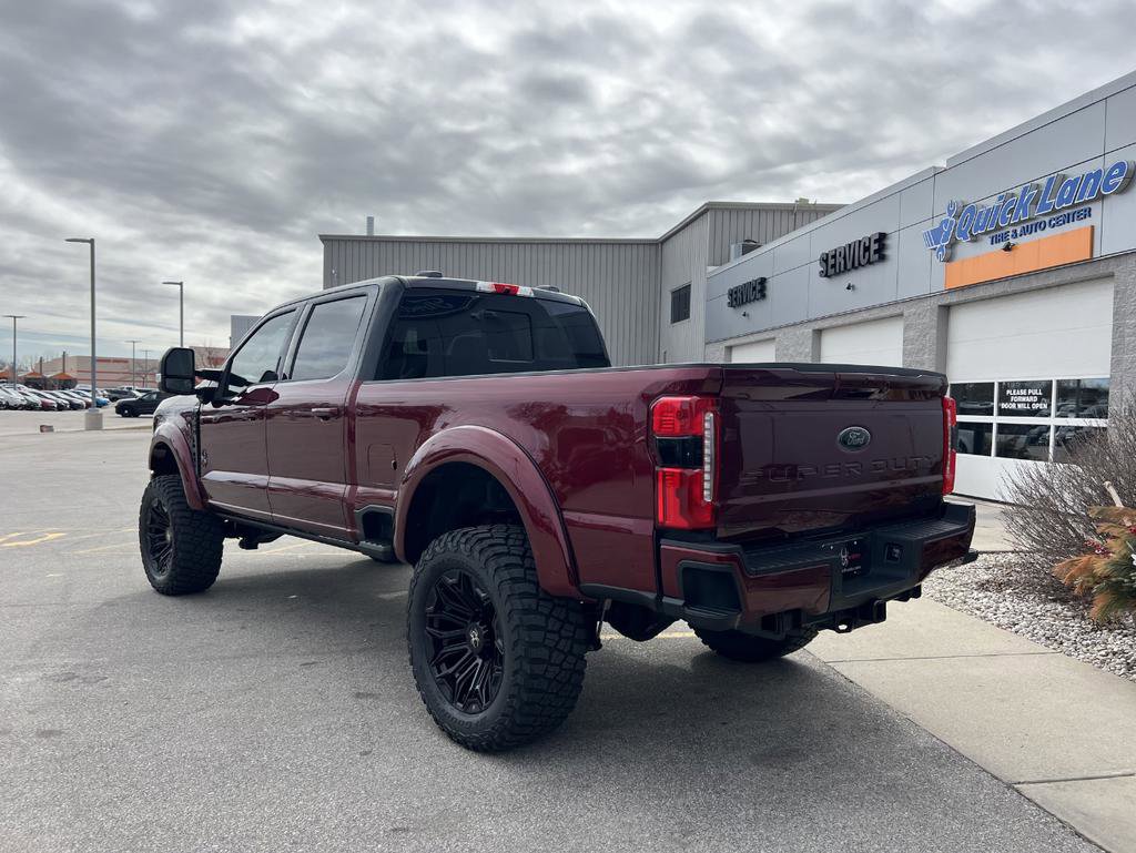 New 2026 Ford F250 Lariat w/ Black Appearance Package image 8