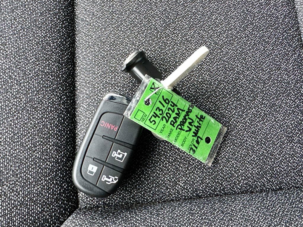 Used 2024 RAM ProMaster 3500 FWD image 16