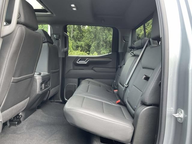 Used 2025 Chevrolet Silverado 1500 LT Trail Boss w/ Convenience Package II AWD/4WD image 26