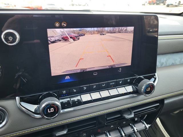 Used 2026 Chevrolet Colorado ZR2 image 17